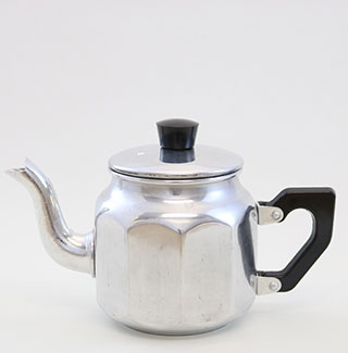 アルミ ケトルクラシック ベ－クライト 1L